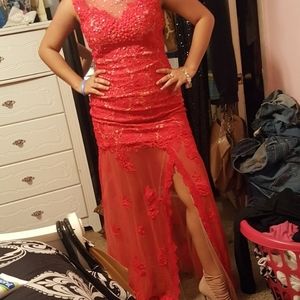 Red Prom dress